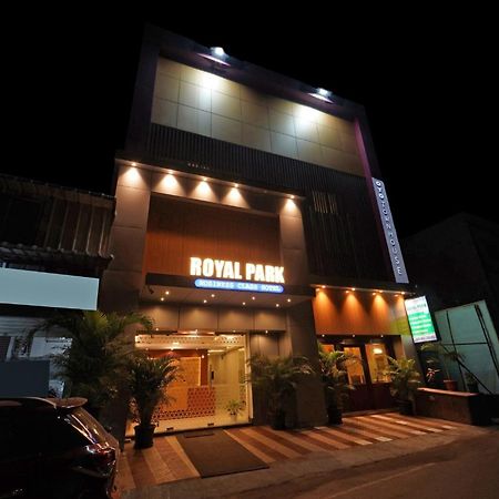 Hotel Collection O Mount Road Rich Mount Near Marina Beach Chennai Zewnętrze zdjęcie