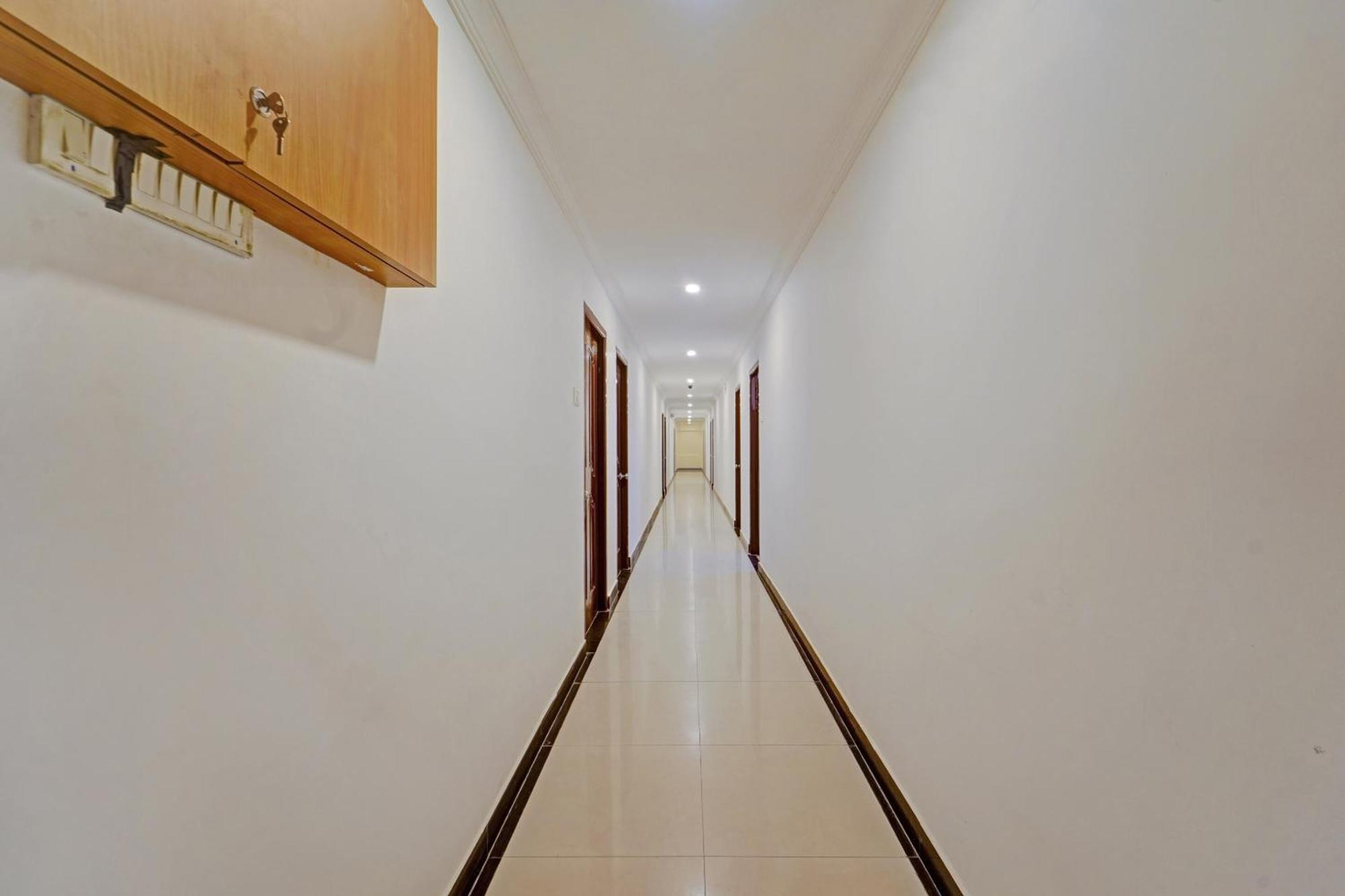Hotel Collection O Mount Road Rich Mount Near Marina Beach Chennai Zewnętrze zdjęcie