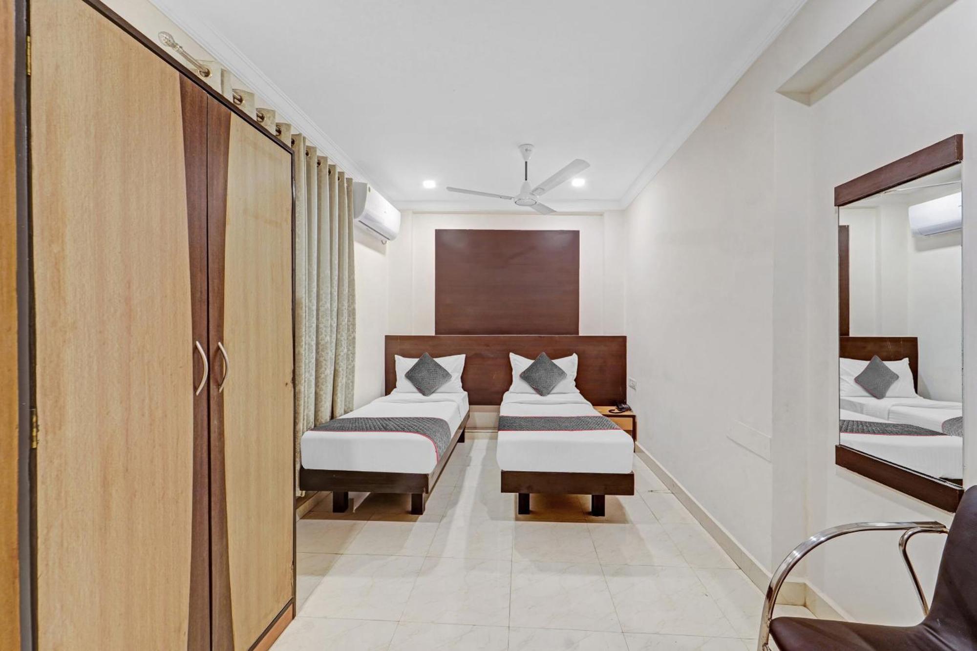 Hotel Collection O Mount Road Rich Mount Near Marina Beach Chennai Zewnętrze zdjęcie