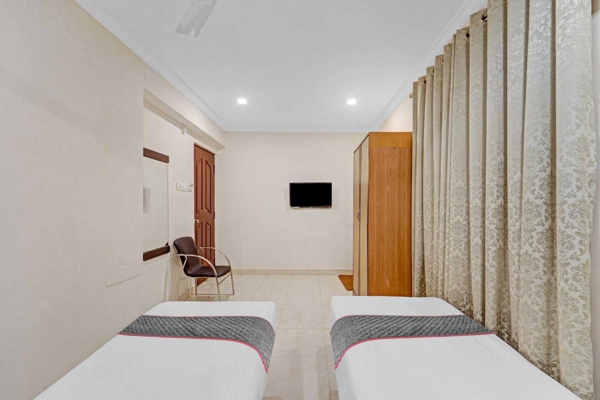 Hotel Collection O Mount Road Rich Mount Near Marina Beach Chennai Zewnętrze zdjęcie